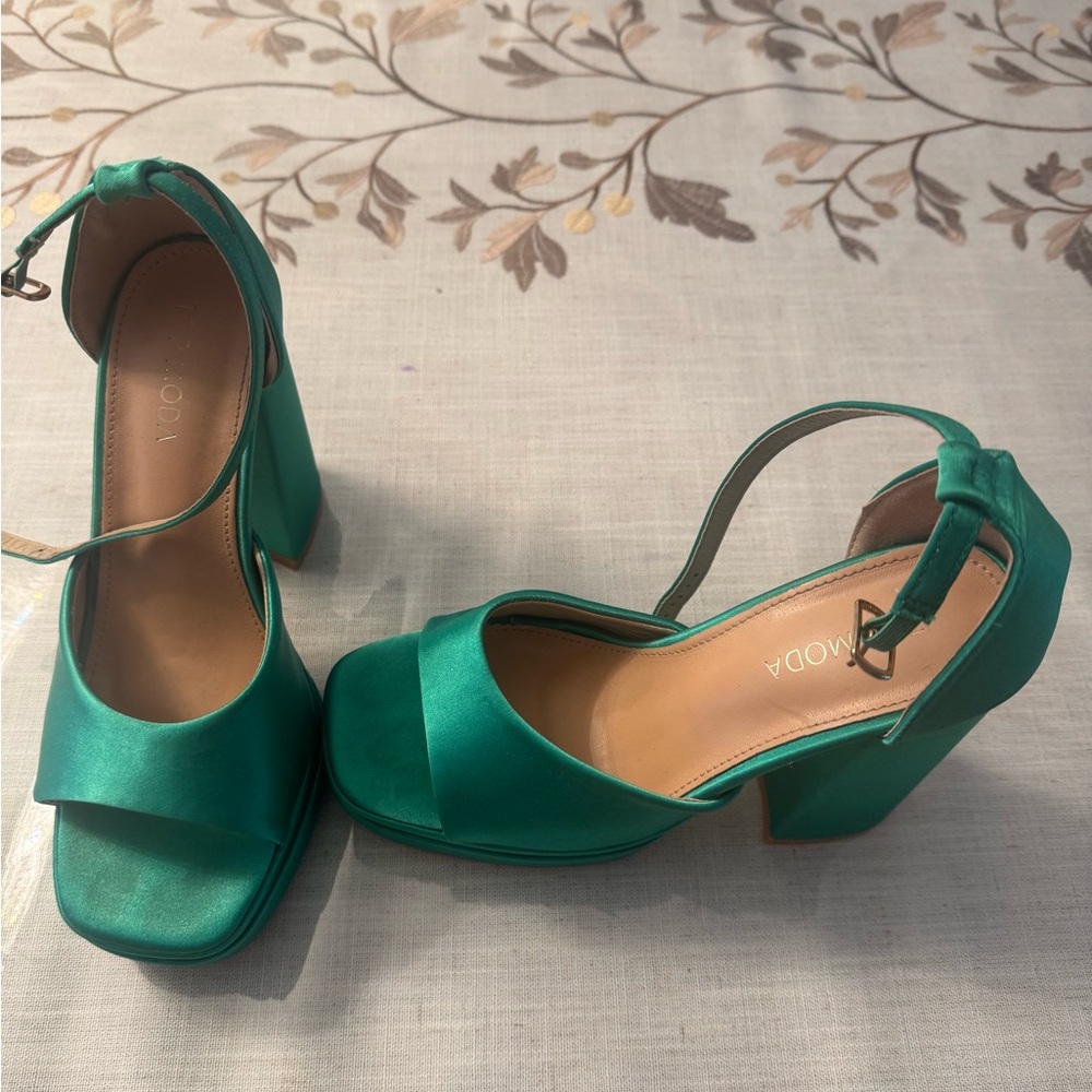Moda Teal Women's Block Heel Sandals